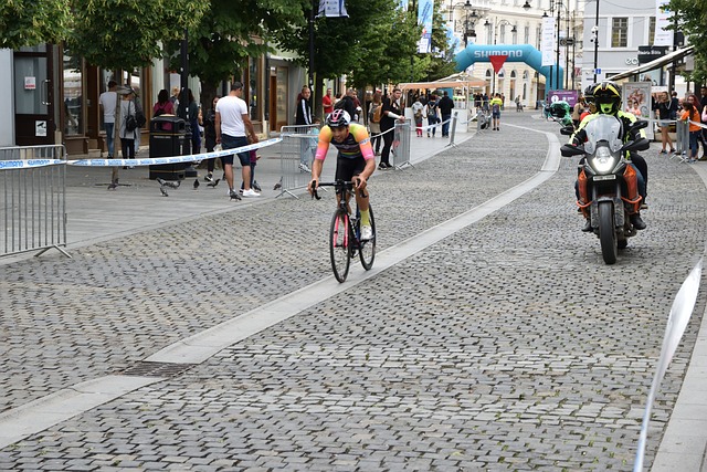 逐步改善自 逐步改善自